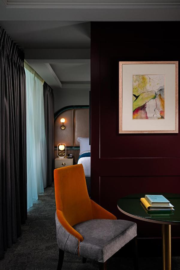 The Savoy Hotel Limerick Junction 외부 사진 A suite at the hotel
